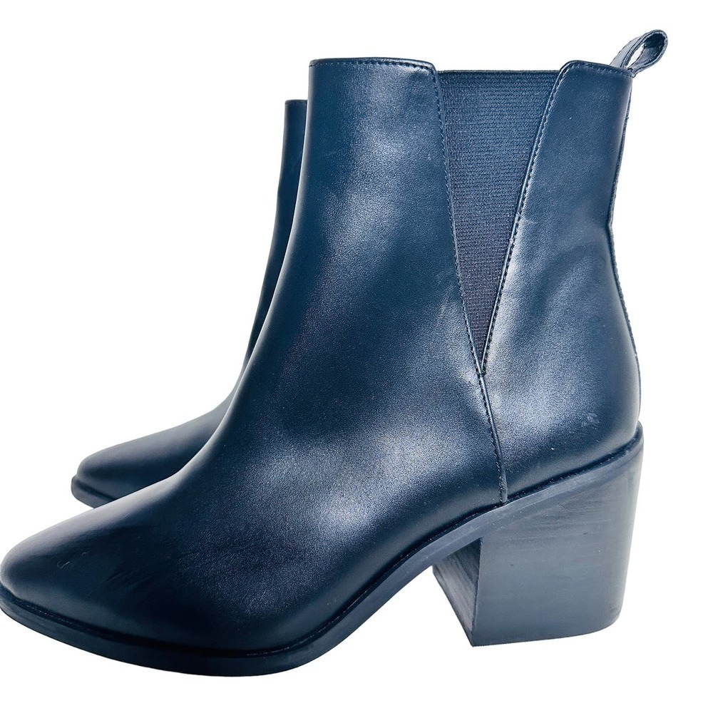 bp Black Leather Block-Heel Chelsea Ankle Boots